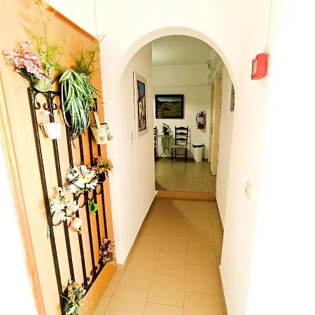 Pansion Konstantinos Aparthotel 3*