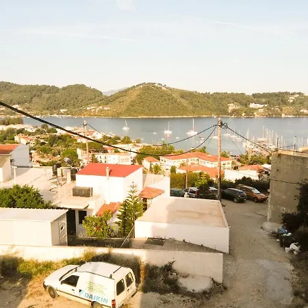 Pansion Konstantinos Апарт-отель Скиатос