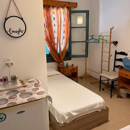 Pansion Konstantinos Hotel apartamentowy 3*