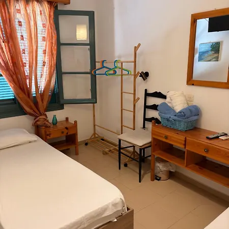 Hotel apartamentowy Pansion Konstantinos Skiatos