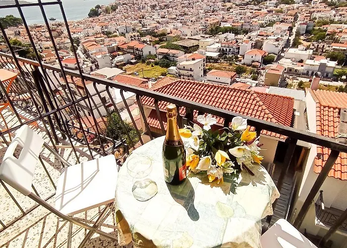 Aparthotel Pansion Konstantinos 3*